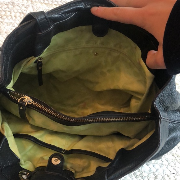 Black Kate spade bag - Picture 7 of 7